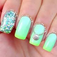 Seashell Nails